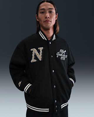 NIKE公式】ナイキ スポーツウェア クラブ メンズ バーシティ